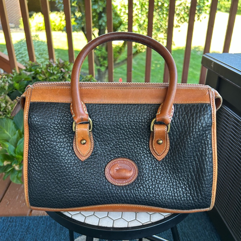 Vintage Dooney & Bourke Satchel – Black & Tan Leather